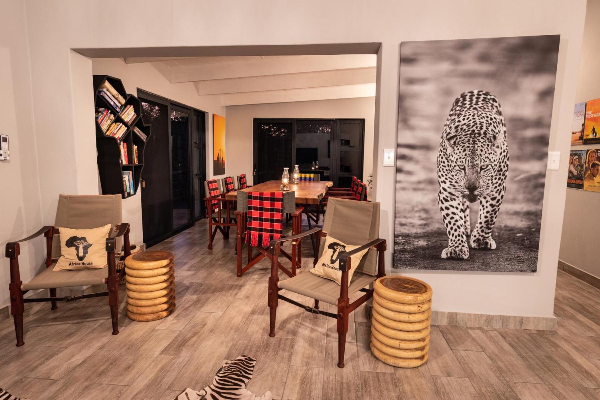 Africa House Villa *